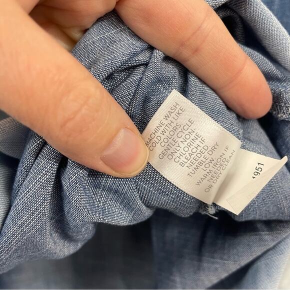 J Jill Chambray Dip Dye Long Sleeve Button Front Blouse Womens L Blue Coastal - Picture 7 of 8